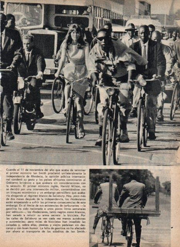 LAMINA V17403: Jovenes en bicicleta por las calles de Rhodesia