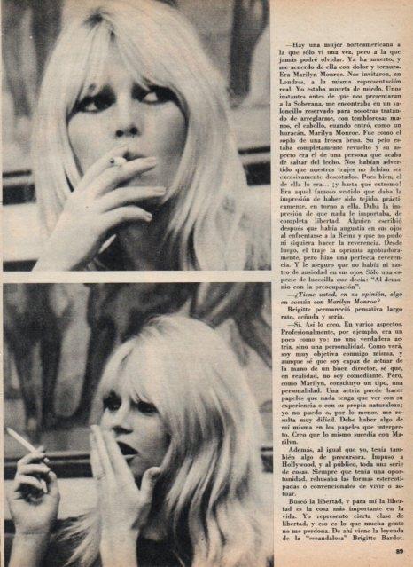 LAMINA V17561: Brigitite Bardot fumando
