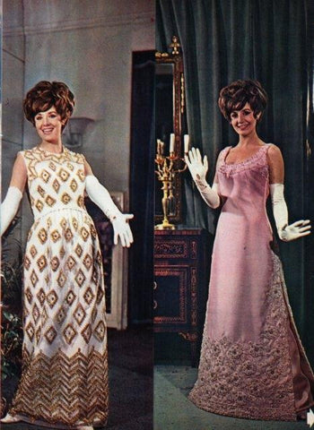 LAMINA V17064: Conchita Velasco con trajes de noche de Pedro Rodriguez