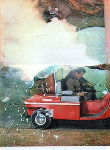 LAMINA V17137: Escena de la pelicula The Silencers con Dean Martin