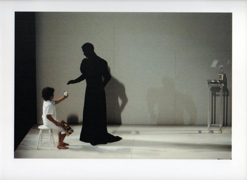 LAMINA V17818: Deafnan grance / proleg del 4rt acte. Teatre Grec 1986