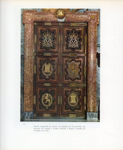 LAMINA V17634: Sacristia del Monasterio del Escorial. Puerta izquierda de acceso