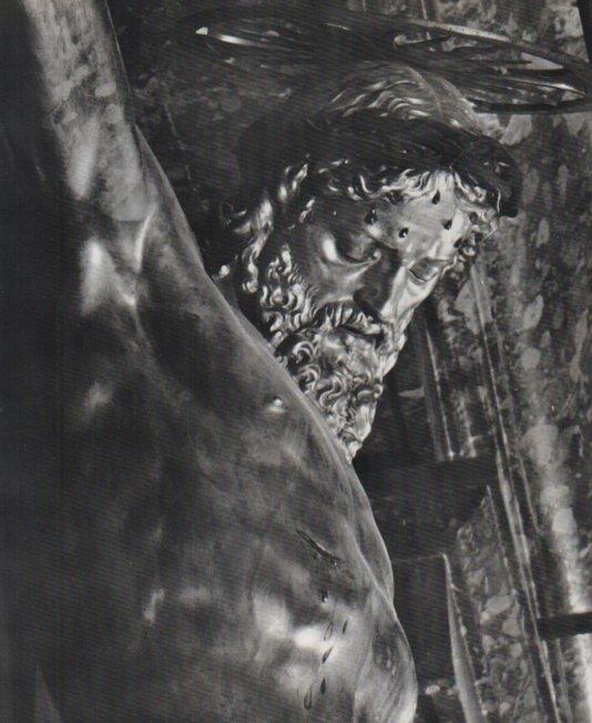 LAMINA V17614: Basilica del Escorial. Detalle Calvario de los Leoni