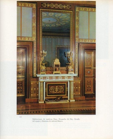 LAMINA V17705: Palacio de los Borbones del Monasterio del Escorial. Detalle del despacho del Rey