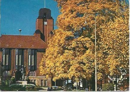 POSTAL L04882: Edificio en Lahti, Finlandia