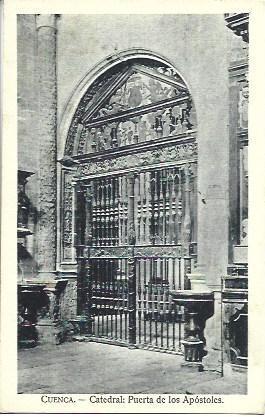 POSTAL L04768: Puerta de los Apostoles de la Catedral de Cuenca