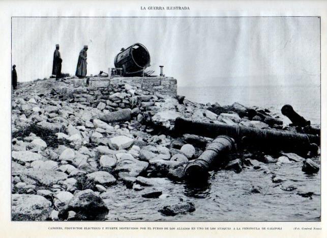 LAMINA V18140: Cañones destruidos en la peninsula de Galipoli