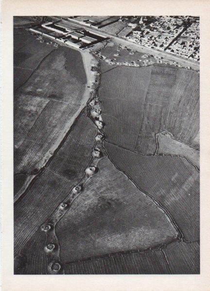 LAMINA V18554: Fotografia aerea de qanats en los alrededores de Teheran