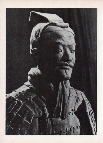 LAMINA V18601: Estatua guerrero chino de Shen-si, China