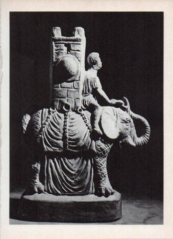 LAMINA V18609: Elefante de guerra con un soldado, terracota de Pompeya