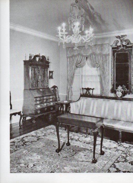 LAMINA V18813: The living room of House on the Hudson in Asdsley-on-Hudson, New York