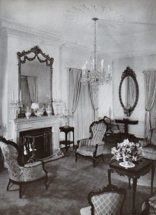 LAMINA V18883: The Drawing Room of Bellingrath Gardens in Theodore, Alabama