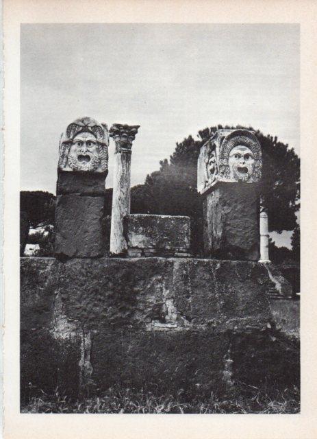 LAMINA V18761: Vista parcial del teatro de Ostia