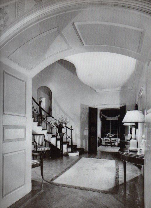 LAMINA V18894: The Hall of Crowfields in Mt. Kisco, New York