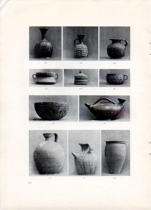 LAMINA V19802: Necropolis Puig des Molins. Lekyto aribalisco, escudillas y aribalos