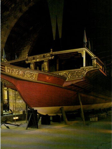 LAMINA V19670: Museu Maritim de Barcelona. Part de la proa de la galera Real