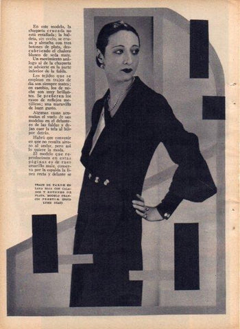 LAMINA V19731: Traje en lana roja modelo Francis Pesetle