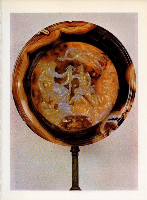 LAMINA V19313: Decoracion interior de la taza Farnesio