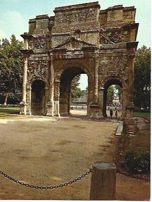 POSTAL L05085: Arco de la Victoria de Orange, Francia