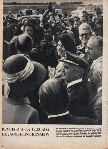 LAMINA V21766: Jacqueline Kennedy en Sevilla