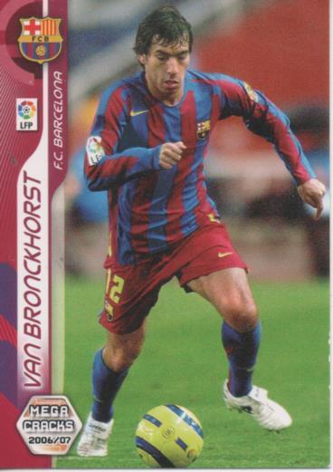 Cromo E004104: Trading Card. Mega Cracks 06-07. nº 44 Van Bronckhorst. Defensa. F.C. Barcelona