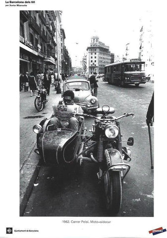 LAMINA 33374: Moto - sidecar en calle Pelai