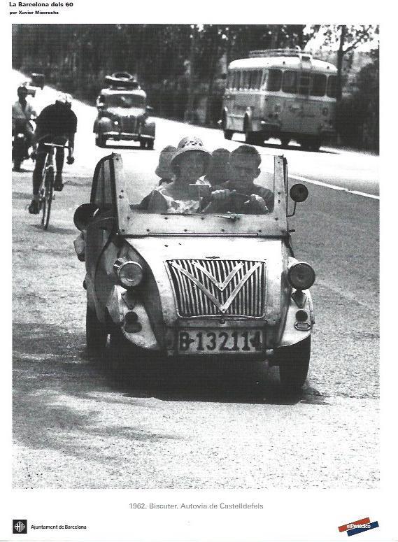 LAMINA 33366: Biscuter en la Autovia de Castelldefels
