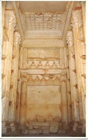 POSTAL A1386: Interior de tumba de Palmyra, Siria