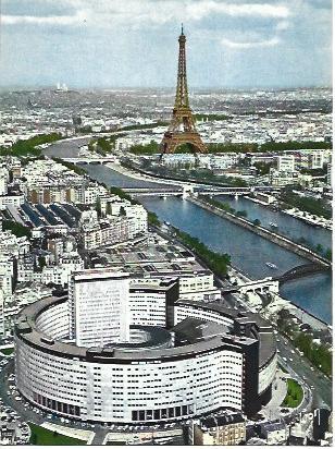 POSTAL L06040: Vista aerea de parte de Paris