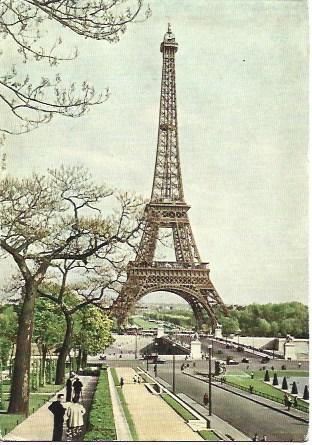 POSTAL L06057: Panoramica de la Tour Eiffel de Paris