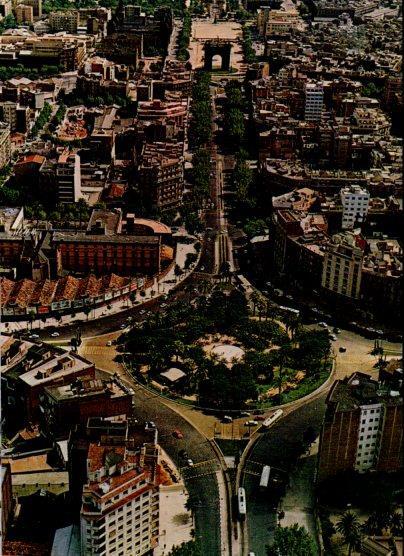 LAMINA V26203: Vista aeria plaça Tetuan de Barcelona