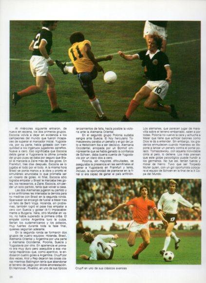 LAMINA V25817: Cruyff en uno de sus clasicos avances