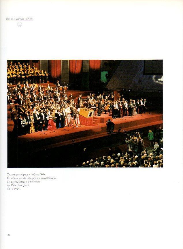 LAMINA V28548: Palau Sant Jordi. Participants de la Gala Les millors veus del mon 1993-1994
