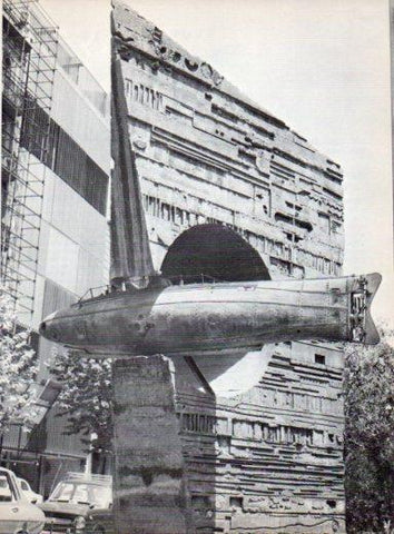 LAMINA V28051: Monumento a Narcis Monturiol i Estarriol por Josep M. Subirachs