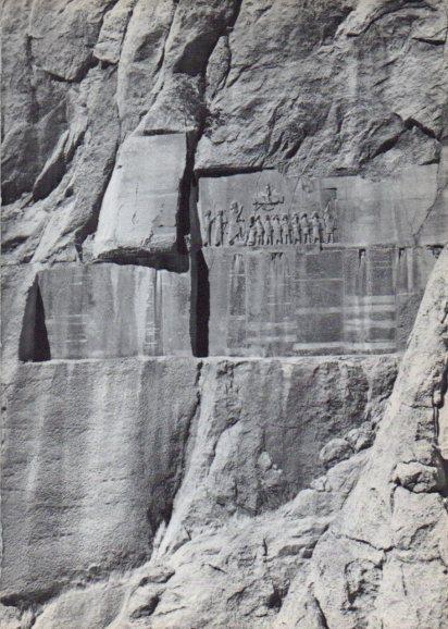 LAMINA V28220: Relieve de Dario el Grande en Bisitun