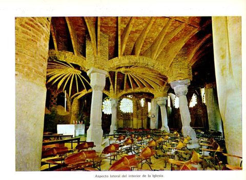 LAMINA V28105: Iglesia de la Colonia Guell. Lateral interior