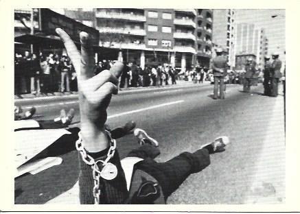 POSTAL A1559: Encadenados