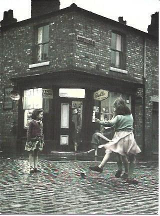 POSTAL A1564: The Kids Collection, Dicks Gang n. 9