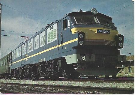 POSTAL A2211: Locomotora 251 de RENFE