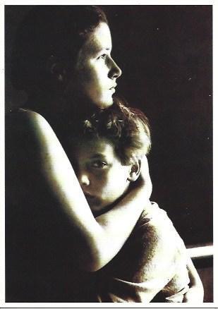 POSTAL A2096: Julie et Augustin