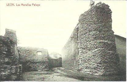 POSTAL A2302: Muralla Pelayo de Leon