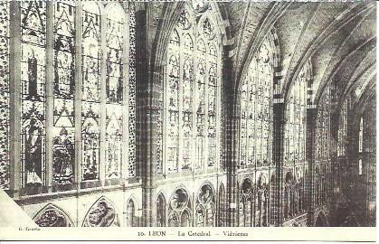 POSTAL A2304: Vidrieras de la Catedral de Leon