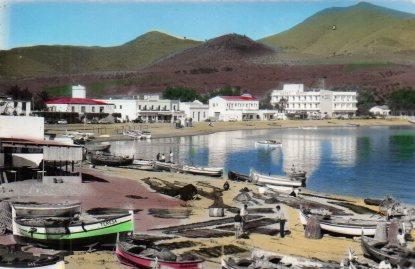 POSTAL PV01091: Barcas en la playa de Llansa