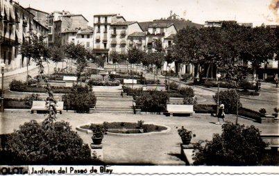POSTAL PV01158: Vista Jardines del Paseo de Blay en Olot