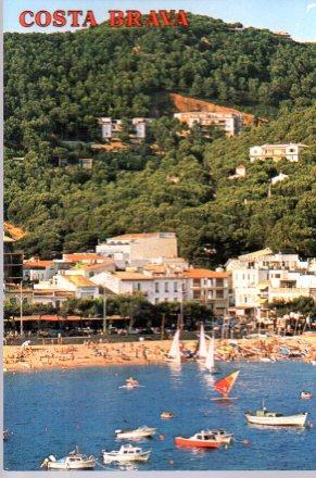 POSTAL PV00971: Barcos en la playa Llafranch