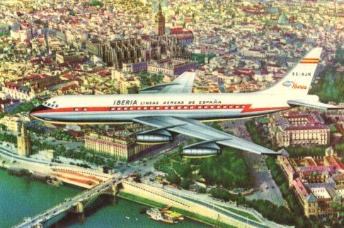 POSTAL PV01231: Avion de Iberia sobrevolando Sevilla