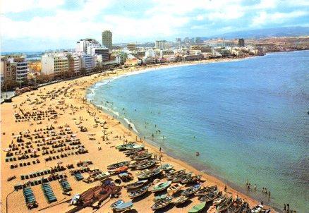 POSTAL PV00597: Vista panoramica playa de Las Canteras en Las Palmas