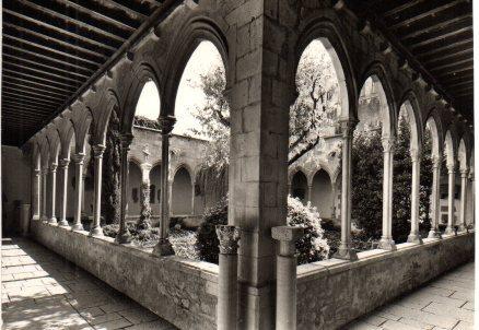 POSTAL PV00565: Claustro del Carmen del Palacio de Perelada