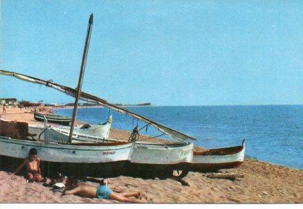 POSTAL PV00447: Barca en la playa de Malgrat