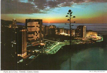 POSTAL PV00431: Vista nocturna del Puerto de la Cruz, Tenerife
